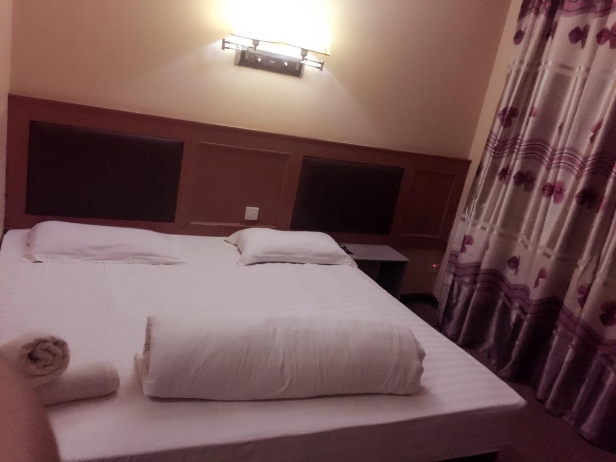 New Yuetan Hotel Dár Al-Szalám Kültér fotó