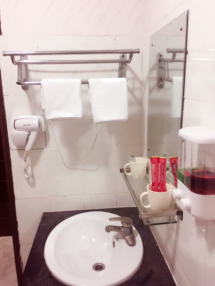 New Yuetan Hotel Dár Al-Szalám Kültér fotó